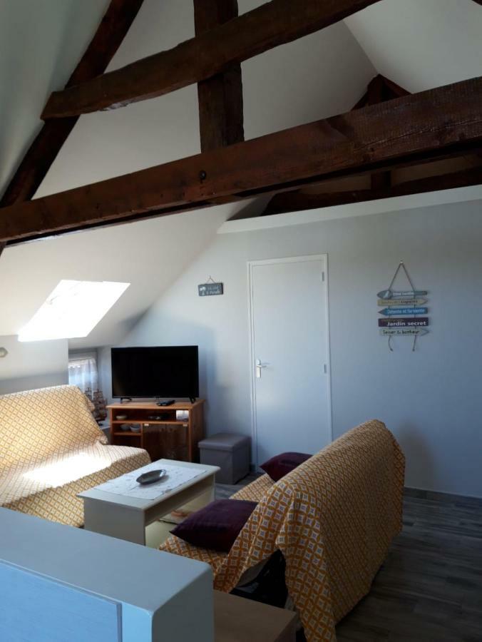Apartamento Chez Mario Saint-Pierre-Église Exterior foto